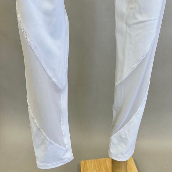 OFFLINE By Aerie Goals High Waisted 7/8 Legging in White Sport Inseam size - Picture 11 of 14